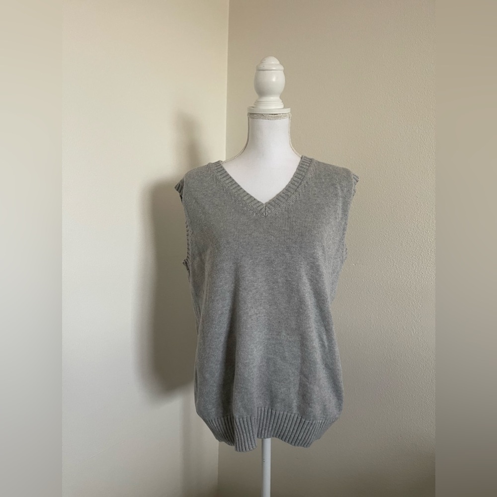 PLUS SIZE Grey Sweater Vest